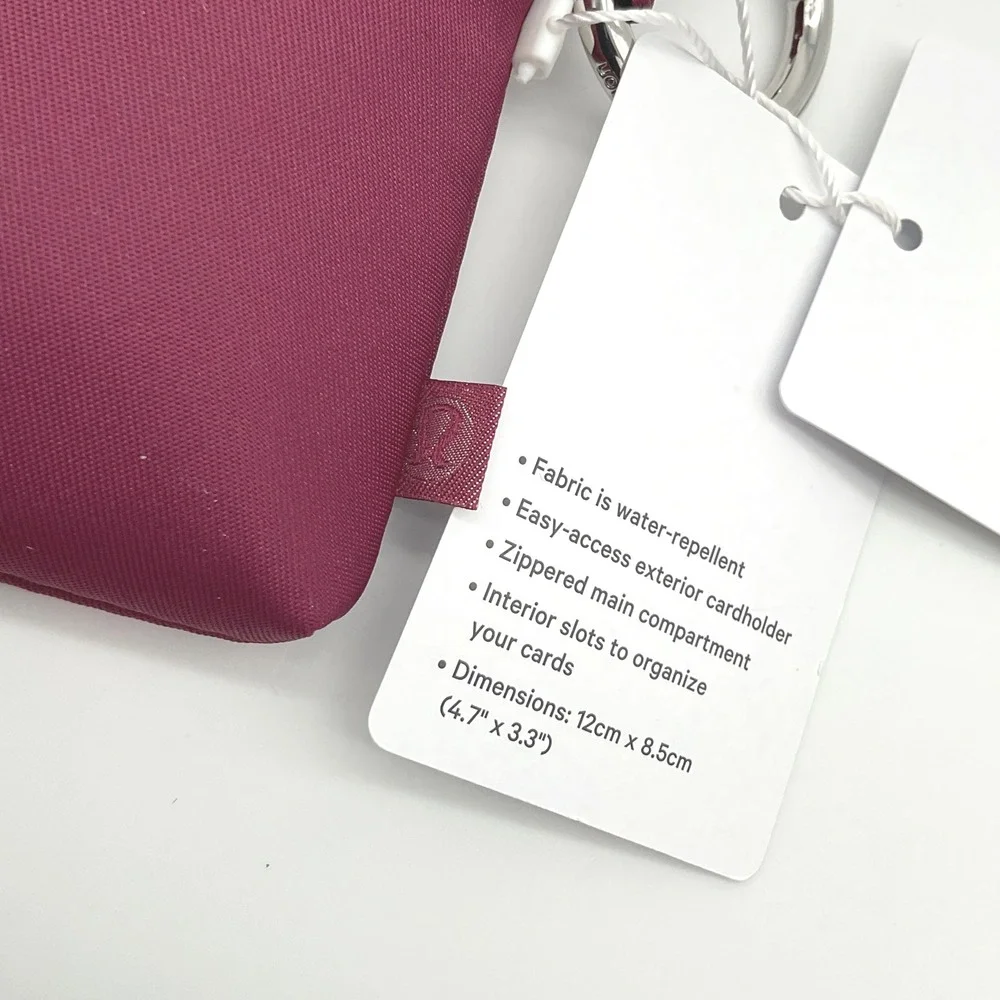 Lululemon Clippable Card‎ Pouch Deep Luxe Pink Peony LW9EFFS NWT